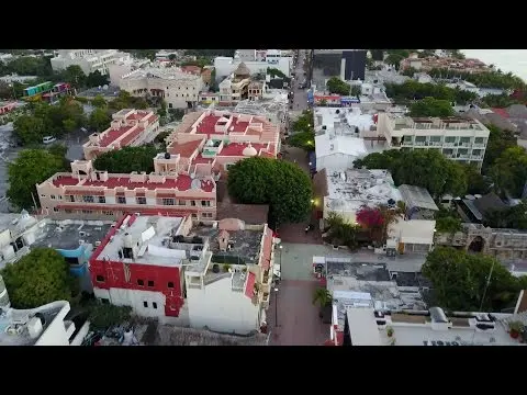 Playa Del Carmen  5th avenue (Safe, Happy, Friendly, and Warm). Drone MavicPro - YouTube