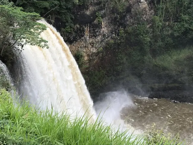 Kauai Waterfalls - Wailua Falls - 'Opaeka'a Falls - Kauai - Hawaii