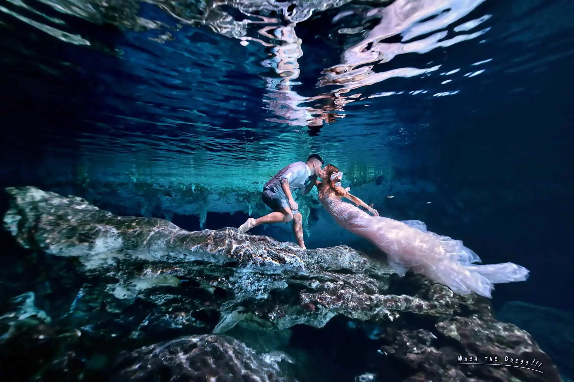 WASH THE DRESS !!! Underwater portraits - Trash The Dress