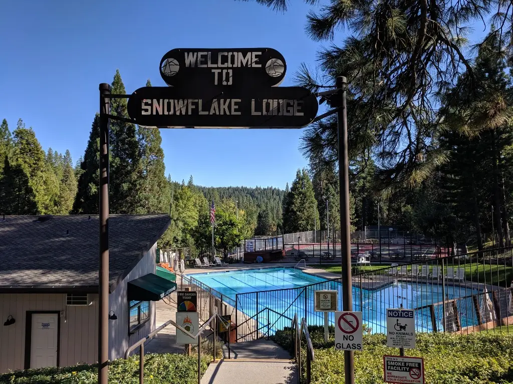 Guest Access to Blue Lake Springs Recreation Center /Snowflake Lodge