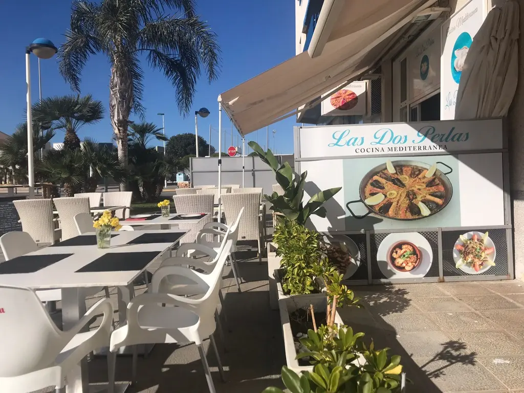 Las Dos Perlas, Paseo Senillar 3, Moraira. +34 686964513.