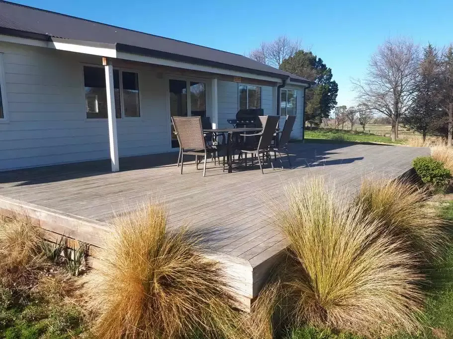 AKATERELODGE. Waimate. Ideal for larger groups.