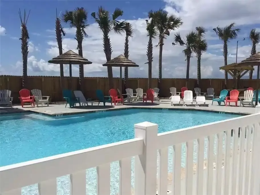 Mermaid Cove Beach View Living Pool 3BR sleeps 10