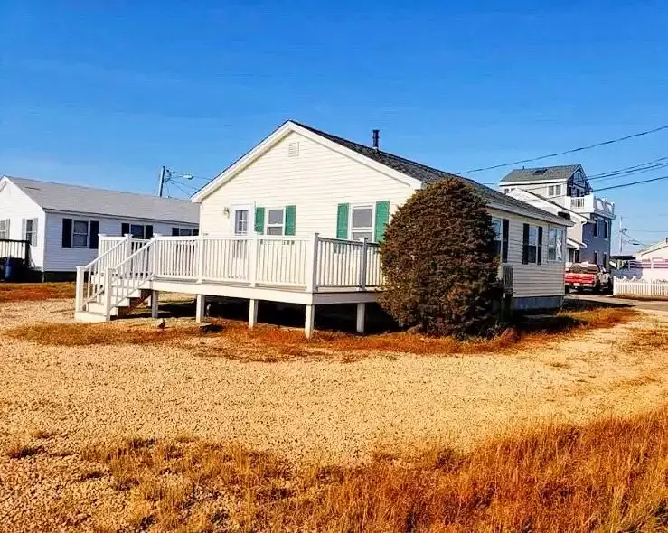 “UpThe Beach” Hampton, NH